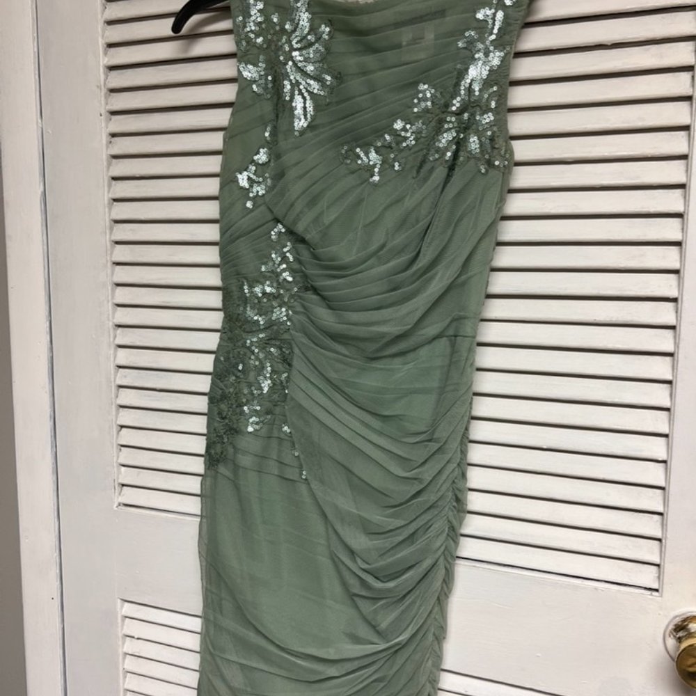 Tadashi Shoji Lime Green Bodycon Crepe Dress - SIZE 6